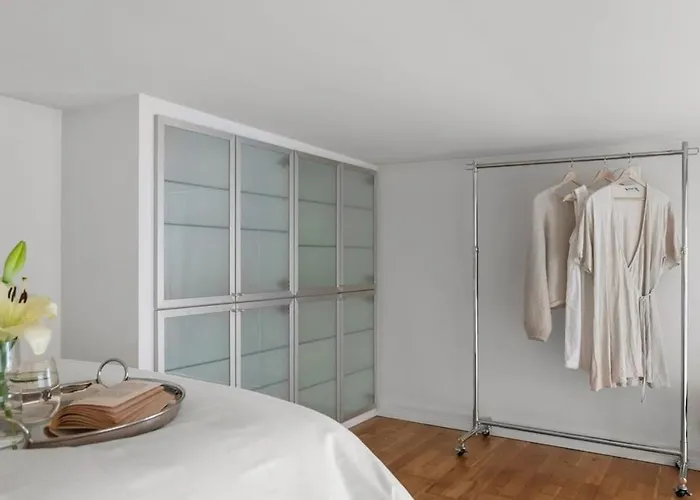 Modern And Airy In Center דירה ברגן