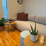 아파트 Modern And Airy In Center 베르겐